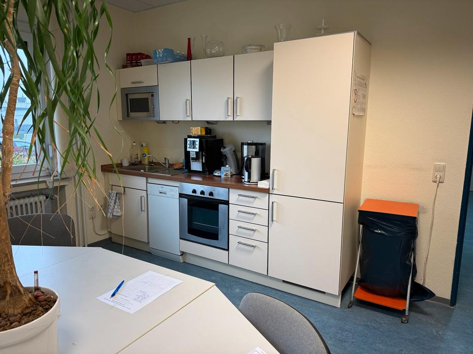 Thumbnail-Gewerbefläche – ideal für PraxisBüro auch mit Wohnung von Privat