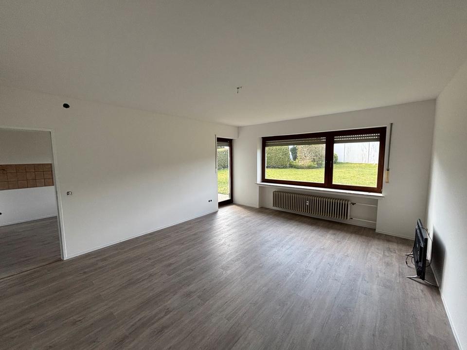 Thumbnail-Renovierte 2,5 Zimmer Wohnung in Detmold