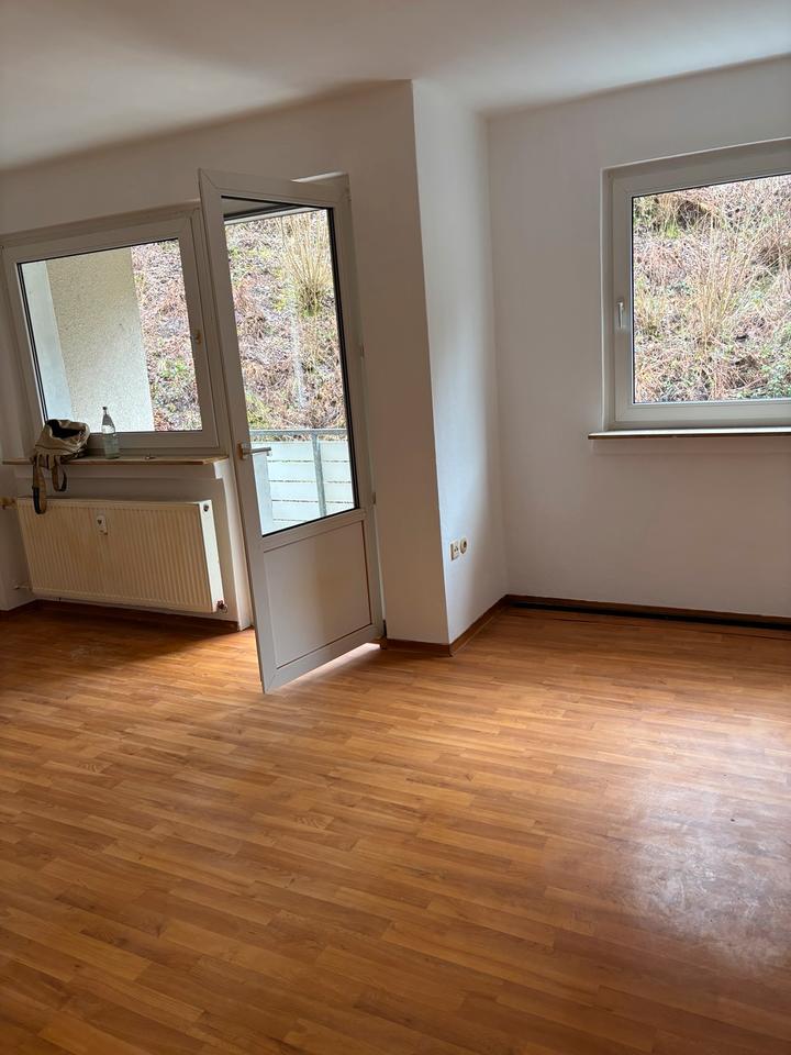 Thumbnail-3-Zimmer-Wohnung mit Balkon in ruhiger Lage