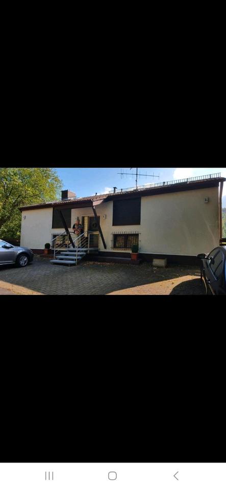 Thumbnail-1 Zimmer Wohnung mit Bad und Balkon