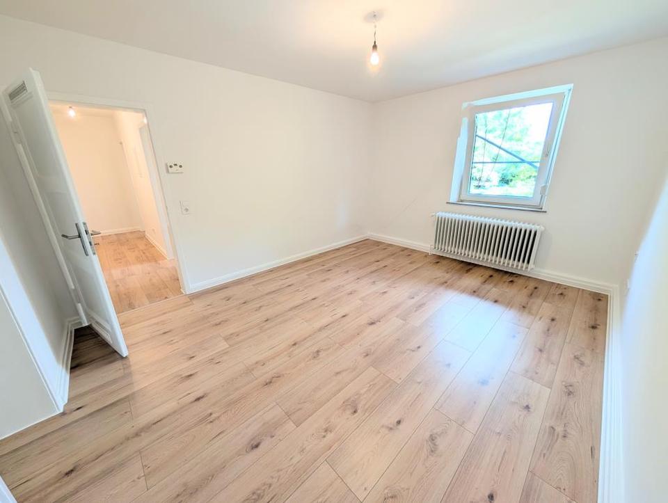 Thumbnail-**Renovierte Wohnung mit modernem Tageslichtbad gewünscht? Dann zugreifen!**