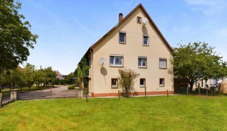 Thumbnail-2 Familienhaus mit Werkstatt und Großem Garten
