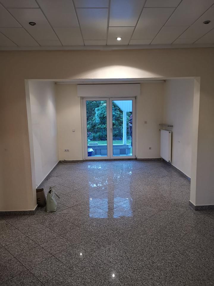 Thumbnail-Erdgeschoss- Wohnung mit Garten