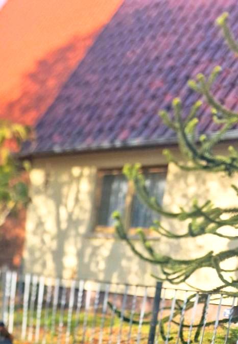 Thumbnail-Doppelhaushälfte mit Nebengebäude