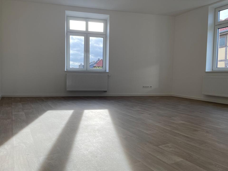 Thumbnail-2 Zimmer + Küche, Bad, Flur, 59 qm Wohnung