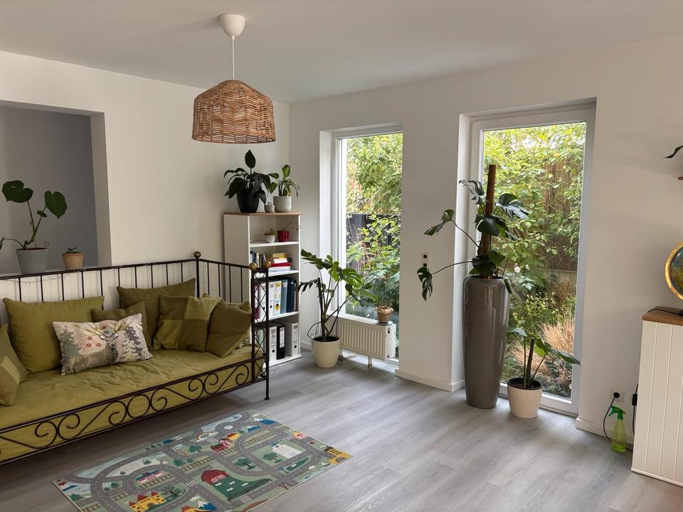 Thumbnail-Große Erdgeschosswohnung Euskirchen Südstadt Vierzimmerwohnung