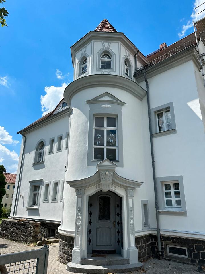 Thumbnail-5-Raum Altbau Denkmal 152m2 Fußbodenh WiGarten Garage Einbauküche