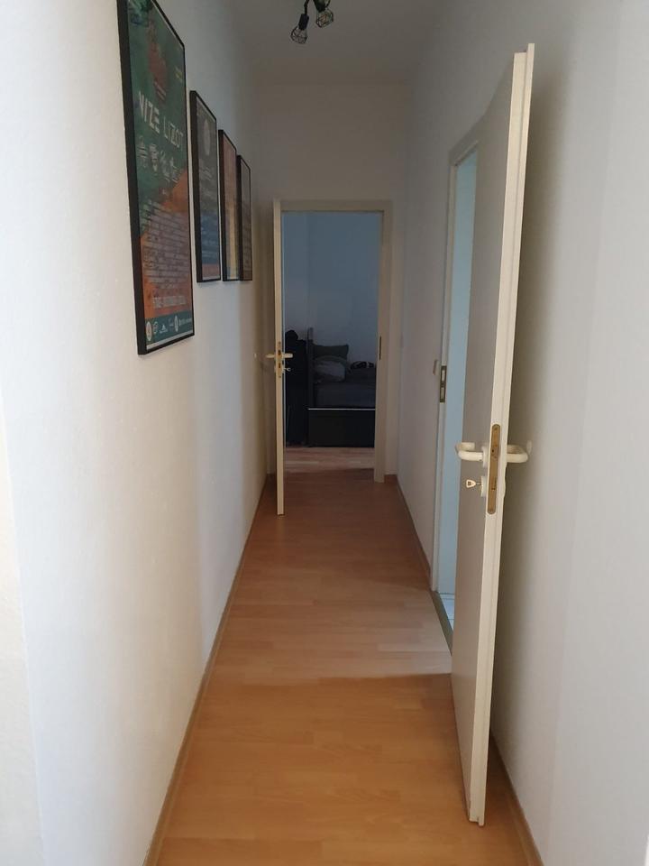 Thumbnail-2 Raumwohnung mit Balkon in der Südlichen Innenstadt