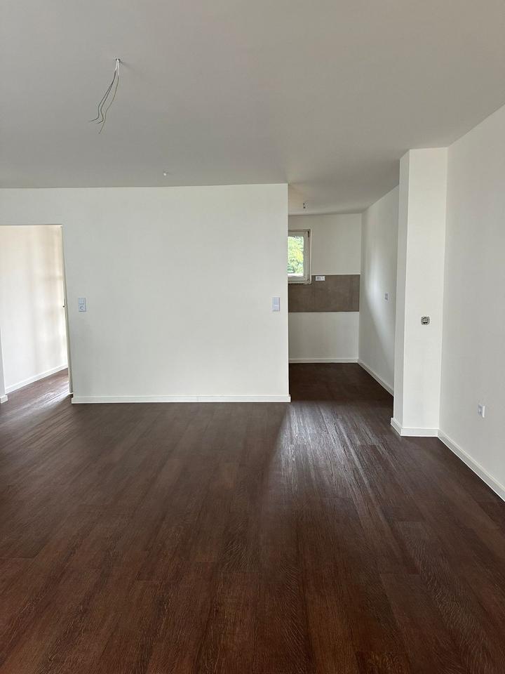 Thumbnail-Geräumige 3-Zimmer-Souterrainwohnung mit Terrasse