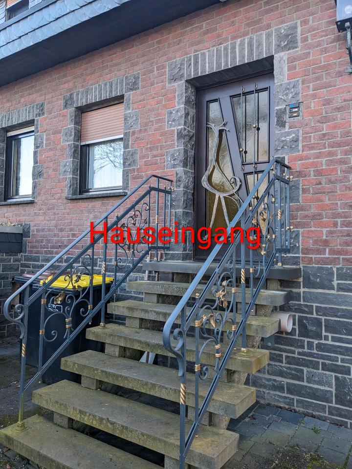 Thumbnail-Mehrfamilienhaus freistehend