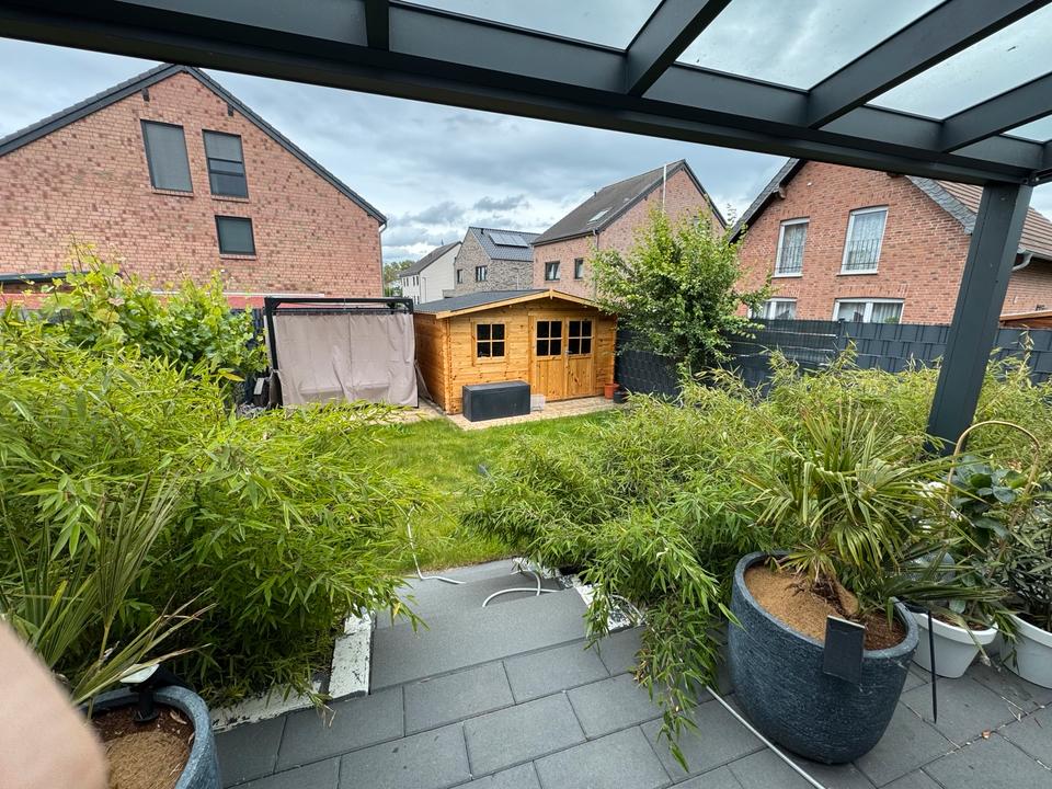 Thumbnail-Reiheneckhaus mit 6 Zimmern auf 133m2 Wohnfläche