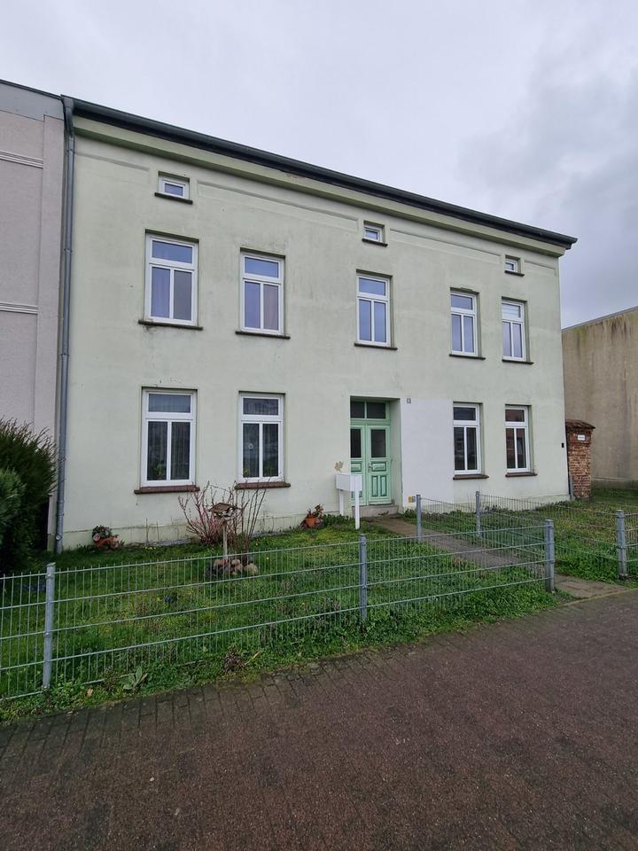 Thumbnail-1-Raum-Wohnung in Güstrow zu vermieten