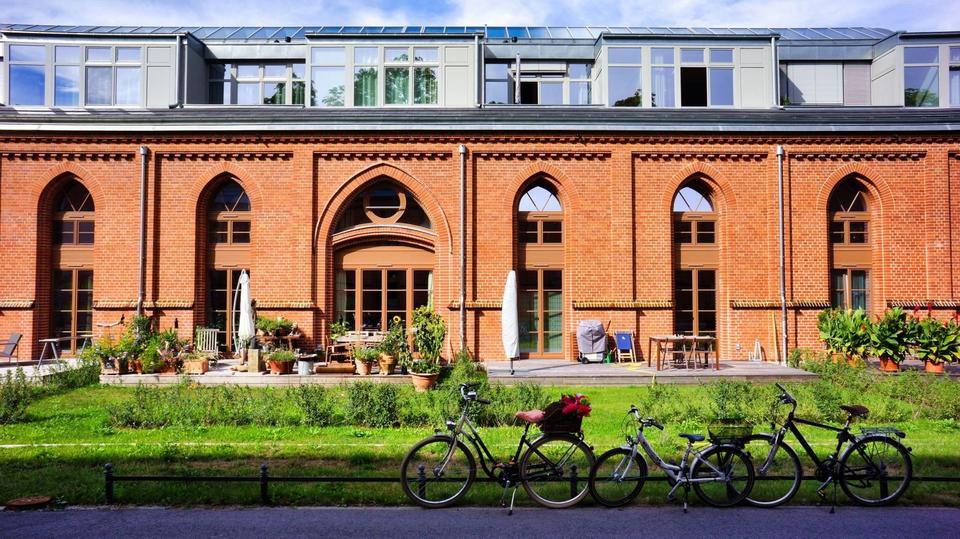Thumbnail-Repräsentative 4-Zimmer-Wohnung in Potsdam-Jägervorstadt mit Gara