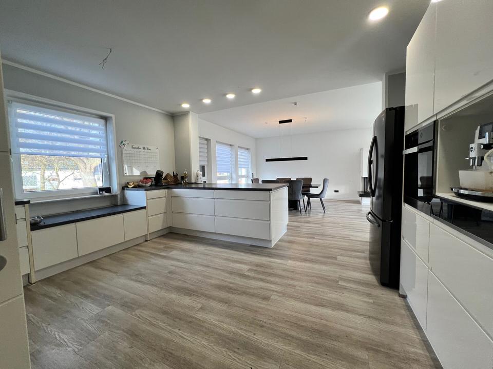 Thumbnail-Hohenstein-Breithardt: Ein XXL - Bungalow der Extraklasse mit 350qm Wohnfläche in Wiesenrandlage!