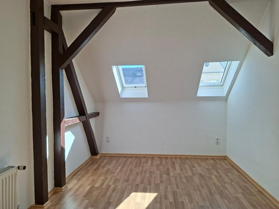 Thumbnail-Kleine 3-Raum-Wohnung in ruhiger Nebenstraße , TU in der Nähe
