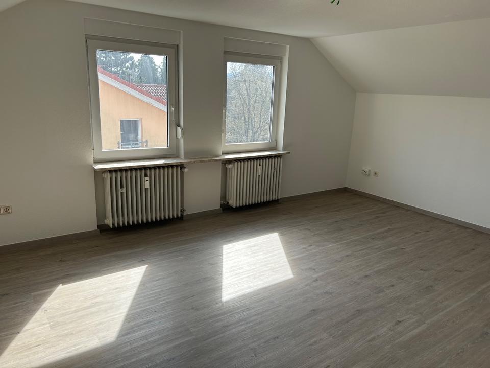 Thumbnail-3 Zimmer Wohnung DG in bevorzugter Wohnlage von Bad Kissingen