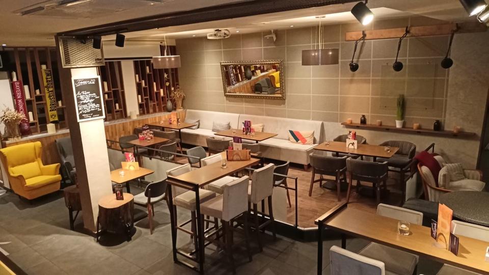 Thumbnail-Modernes ID Eiscafe & Cocktailbar in Essen ~ideal für Gastronomie