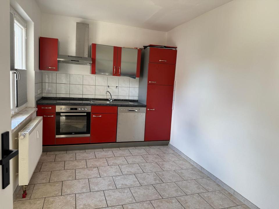 Thumbnail-Sanierte 2 ZKB mit großer Küche mit vollst. EBK, Speisekammer