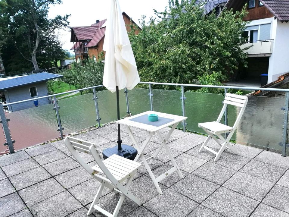 Thumbnail-3-Zimmer-Wohnung mit Balkon und Einbauküche