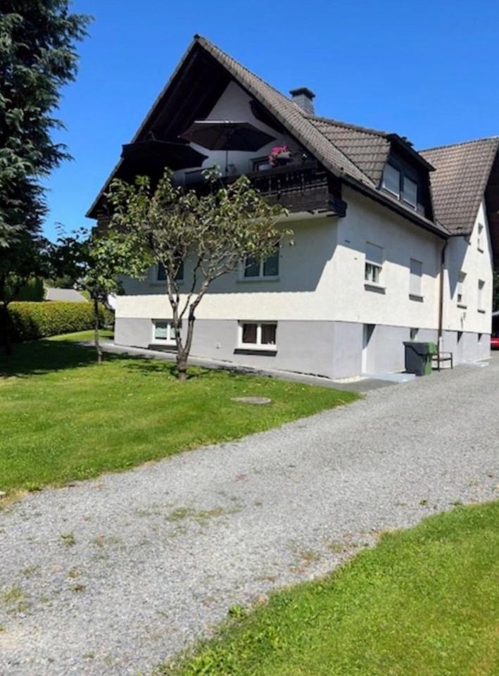Thumbnail-Vielseitiges Einfamilienhaus mit ELW und schönem Grundstück