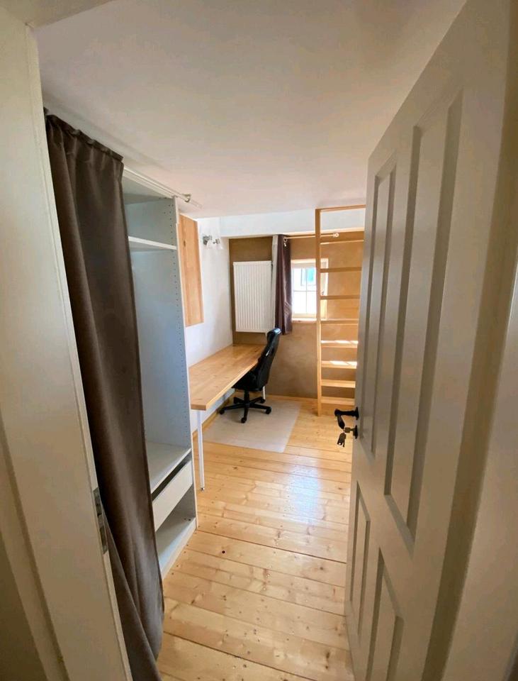 Thumbnail-Eine Zimmer 6 personen WG für miete