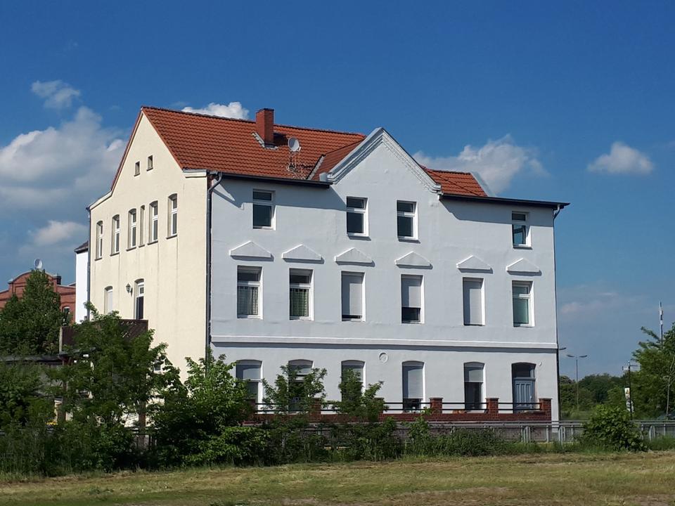 Thumbnail-Großzügige 4-Raum-Wohnung mit Kamin - zentrumsnah