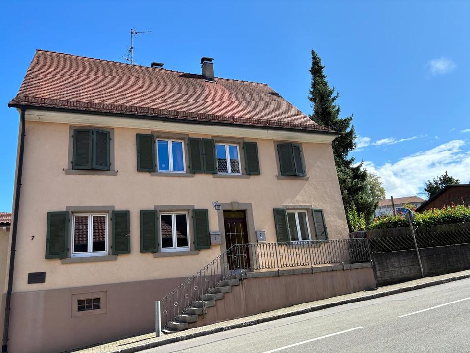 Thumbnail-Rümmingen: Zweifamilienhaus mit Gewerbeeinheit und Baureserve