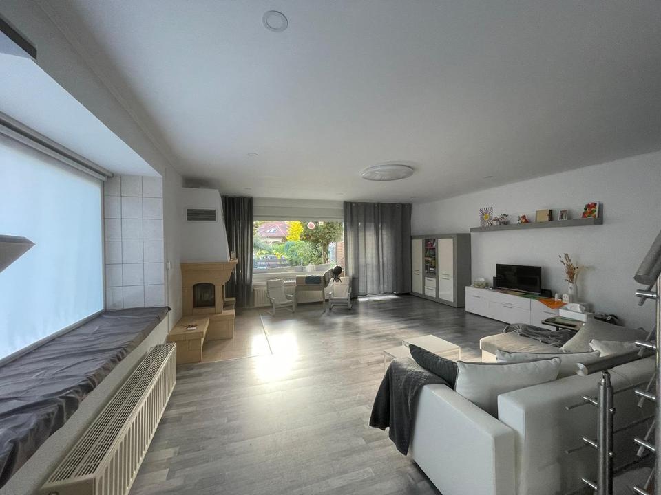 Thumbnail-Gepflegtes Reihenendhaus mit Pool, großem Keller & ruhiger Lage