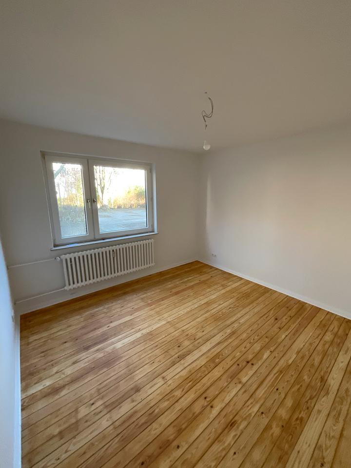 Thumbnail-Schöne sanierte 2 Zimmer Wohnung, einfach einziehen und wohlfühlen.