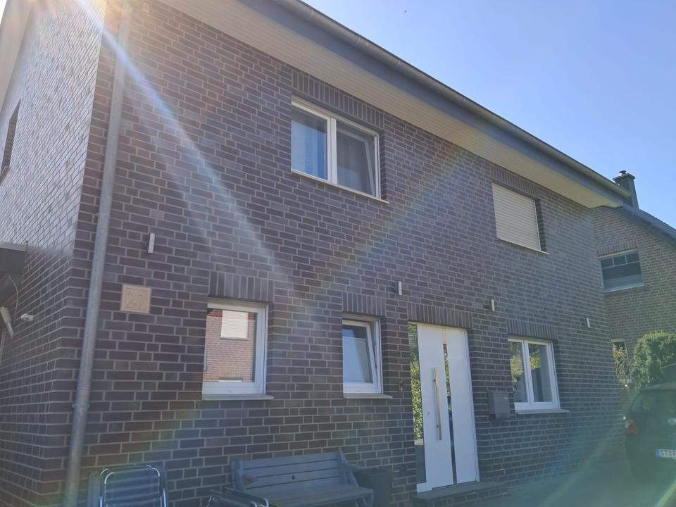 Thumbnail-Wohnhaus mit Einliegerwohnung Baujahr 2007 zu verkaufen