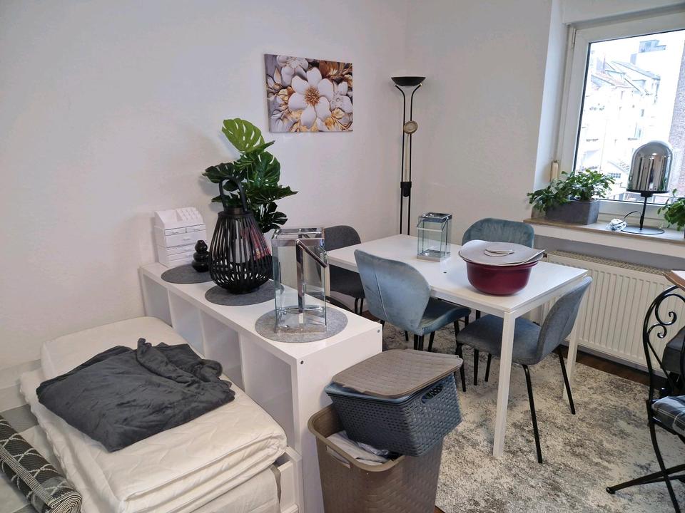 Thumbnail-Komplett möbliert wohnung !!