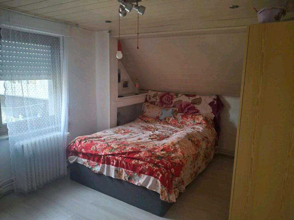 Thumbnail-Dachgeschosswohnung zu vermieten