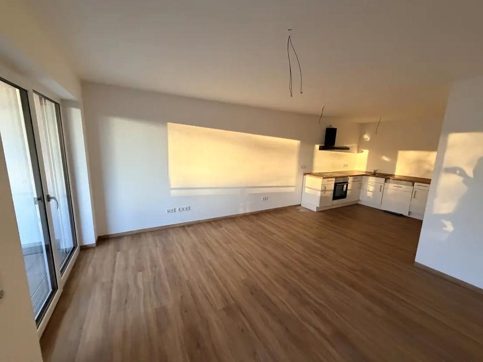 Thumbnail-Pendler‑Highlight: Neubau‑2‑Zi-Whg. + Einbauküche,Balkon,Stellpl.