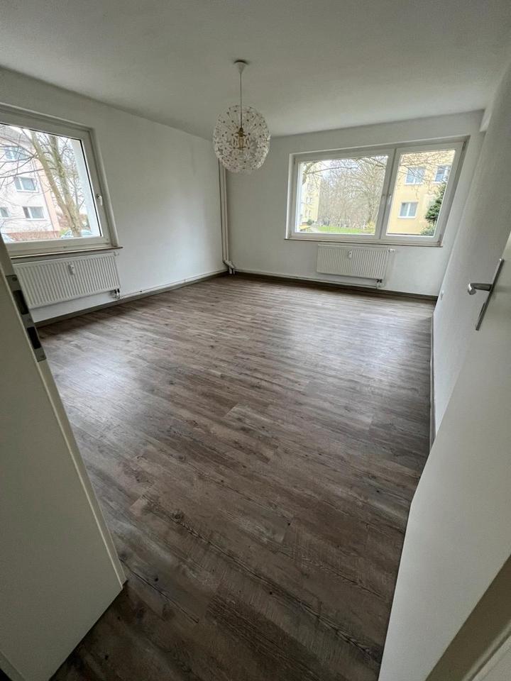 Thumbnail-Schöne 3 Zimmer-Wohnung im Erdgeschoss Bielefeld - Stieghorst