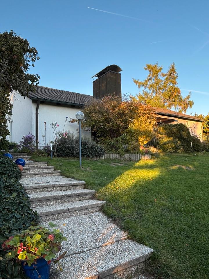 Thumbnail-Sehr schönes freistehendes 1-Fam. Haus Nähe Schwabach