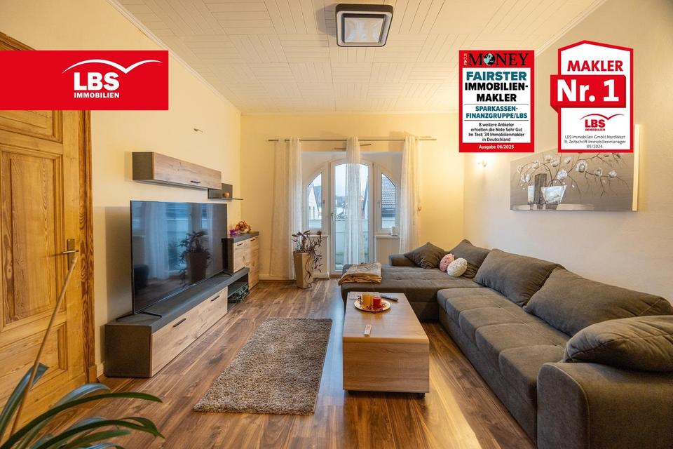 Thumbnail-Modernisierte Altbau-Dachgeschoß-Wohnung mit 2 Parkplätzen & viel Charme!