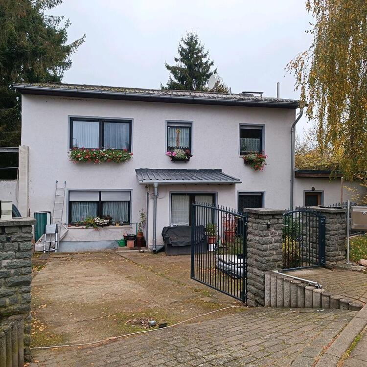 Thumbnail-Einfamilienhaus