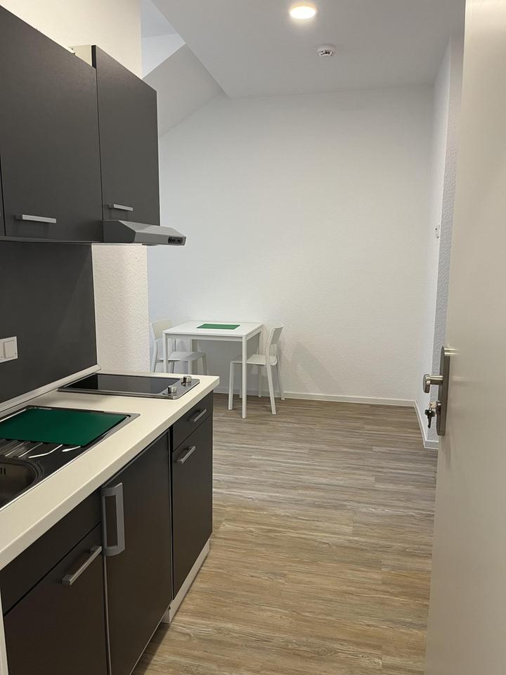 Thumbnail-Möblierte 1,5 Zimmer-Wohnung in Köln Ehrenfeld WE 8