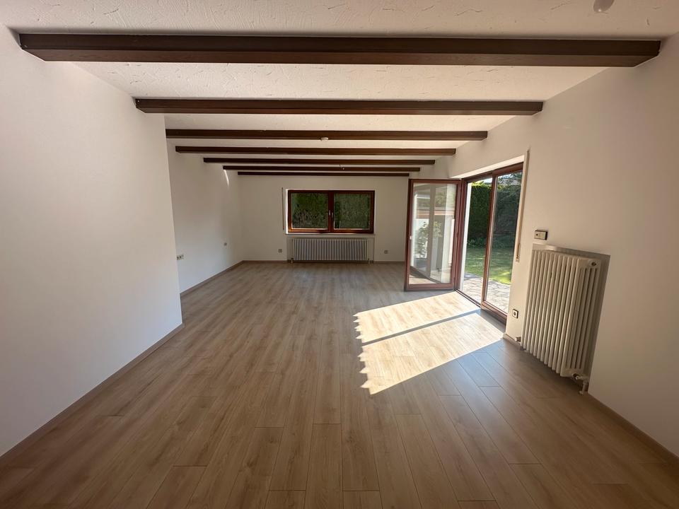 Thumbnail-Doppelhaushälfte mit Garten und viel Platz in ruhiger Lage