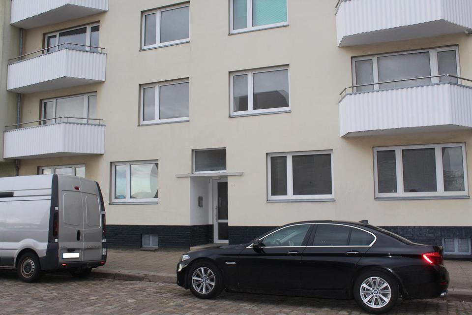 Thumbnail-Sonnige 3 Zimmer Wohnung mit Balkon und Küche am Yachthafen in Geestemünde