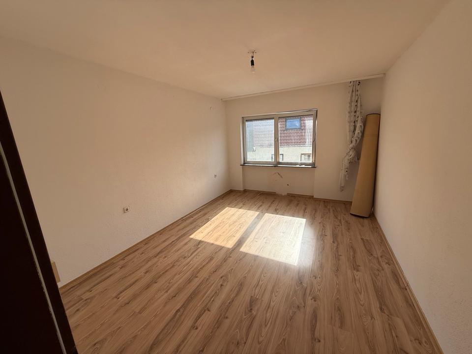 Thumbnail-Kleine 3-Zimmer Wohnung 60m ² zu vermieten