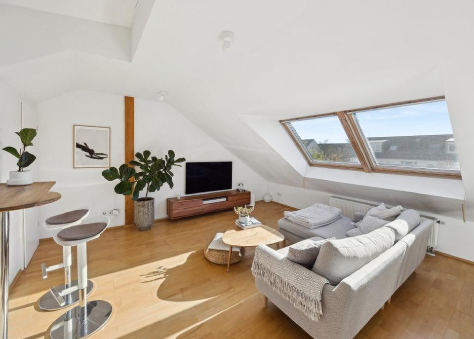 Thumbnail-Helle 2-Zimmer Dachgeschosswohnung mit Dachterrasse in Untermenzing