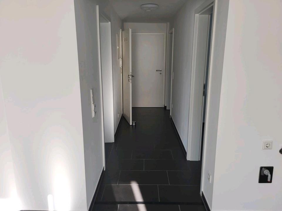 Thumbnail-Renovierte 3 Zimmerwohnung