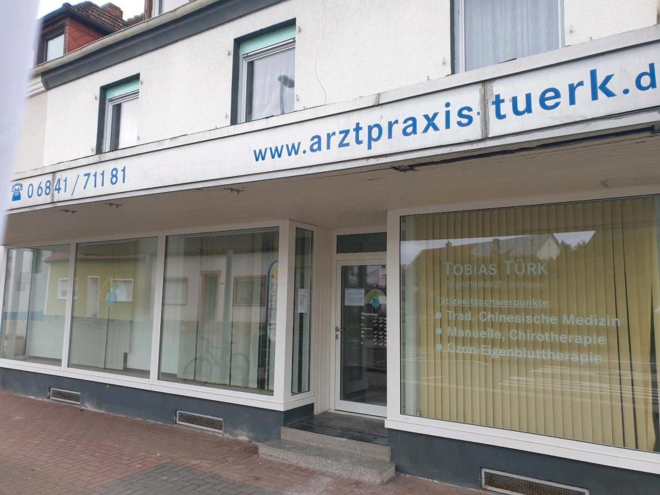 Thumbnail-Familienhaus mit geschäftraum