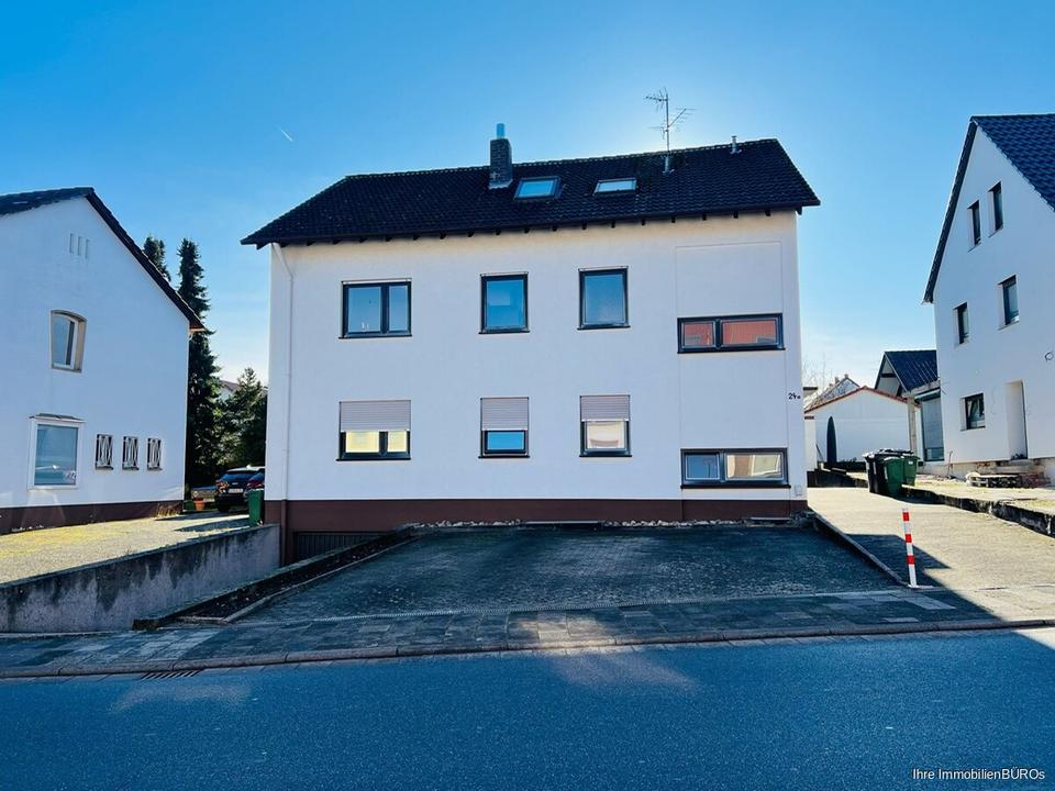 Thumbnail-Helle 3-Zimmer-Wohnung mit großem Balkon und Stellplatz