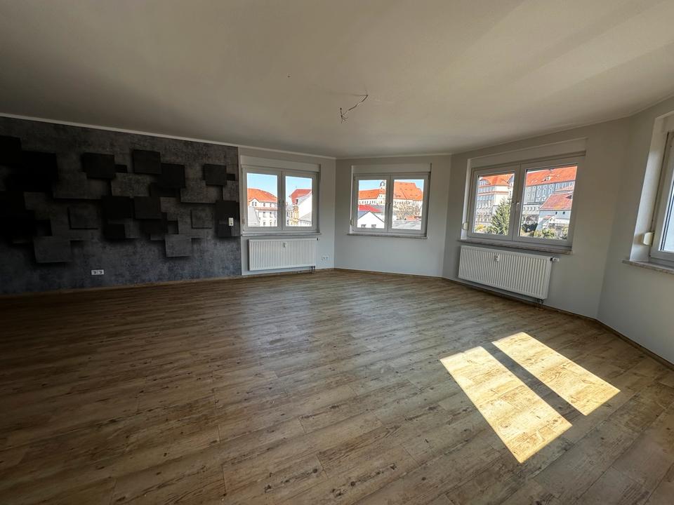 Thumbnail-Geräumige 3 Zimmer Wohnung mit Dusche