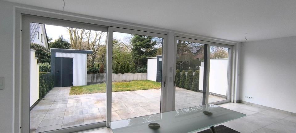 Thumbnail-3 Zimmer Neubauwohnung mit Terrasse und Garten