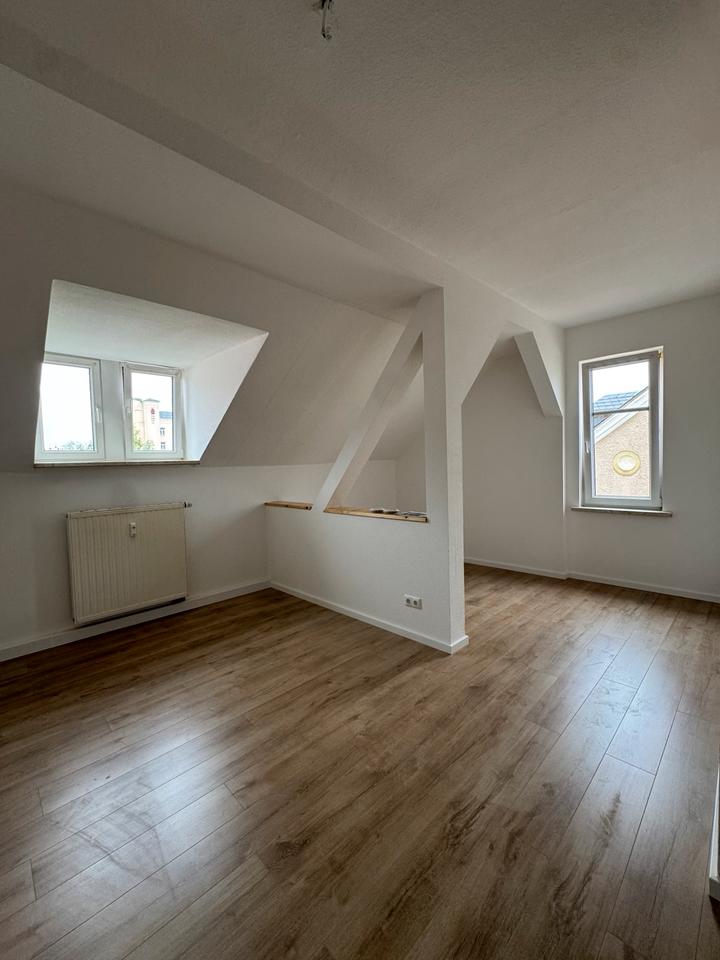 Thumbnail-Erstbezug nach Sanierung – moderne 3-Raum-Wohnung in Glauchau