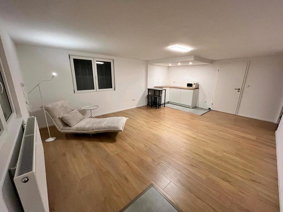 Thumbnail-Möblierte 1-Zimmer Wohnung - nur an Pendler!