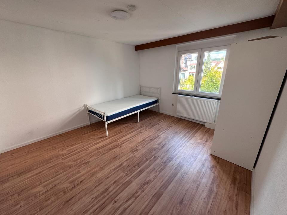 Thumbnail-WG-Zimmer in großen Haus in Gundelfingen zu vermieten